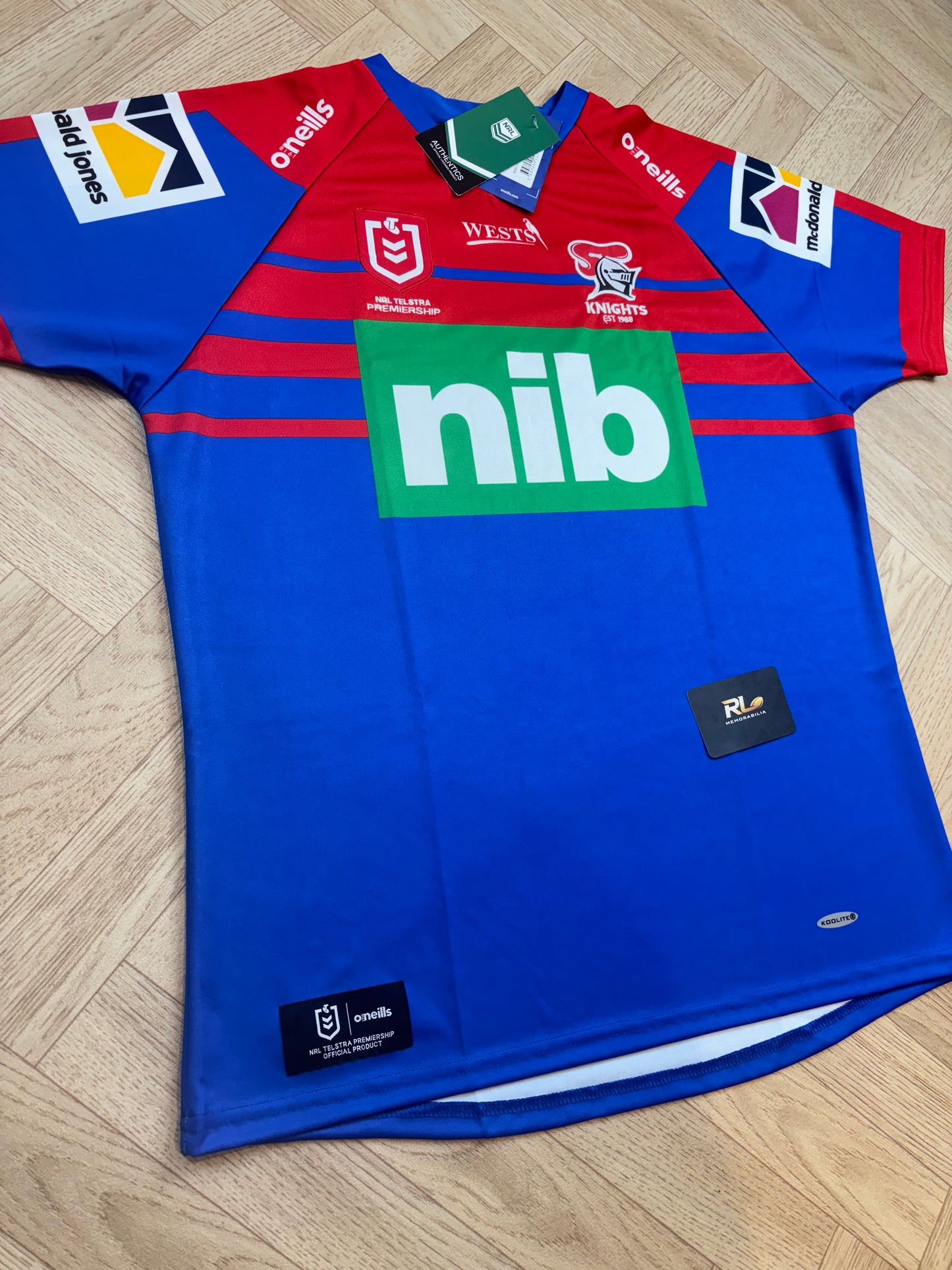 2020 Newcastle knights Home Jersey