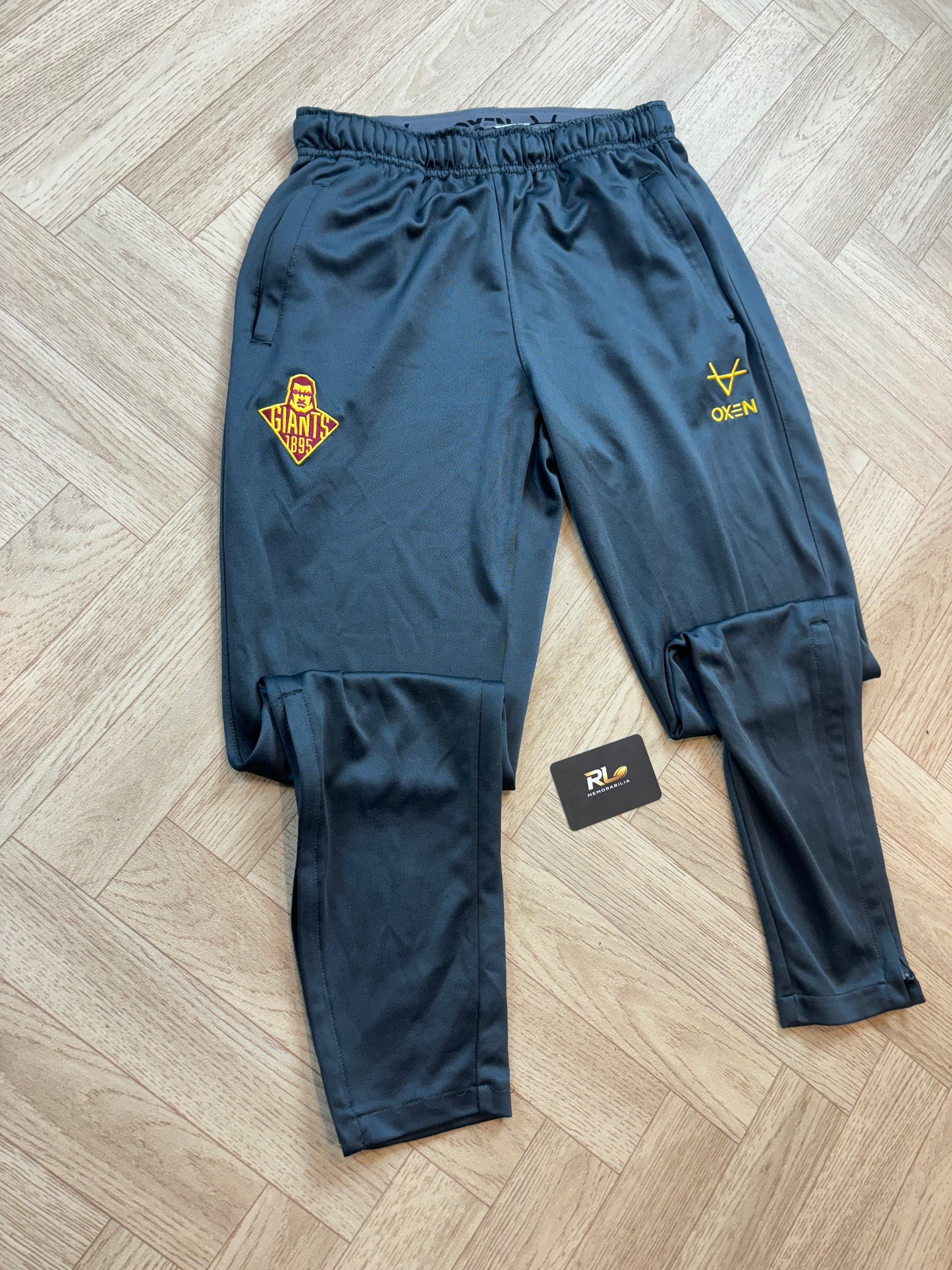2025 Huddersfield giants player trackies - Zac Woolford