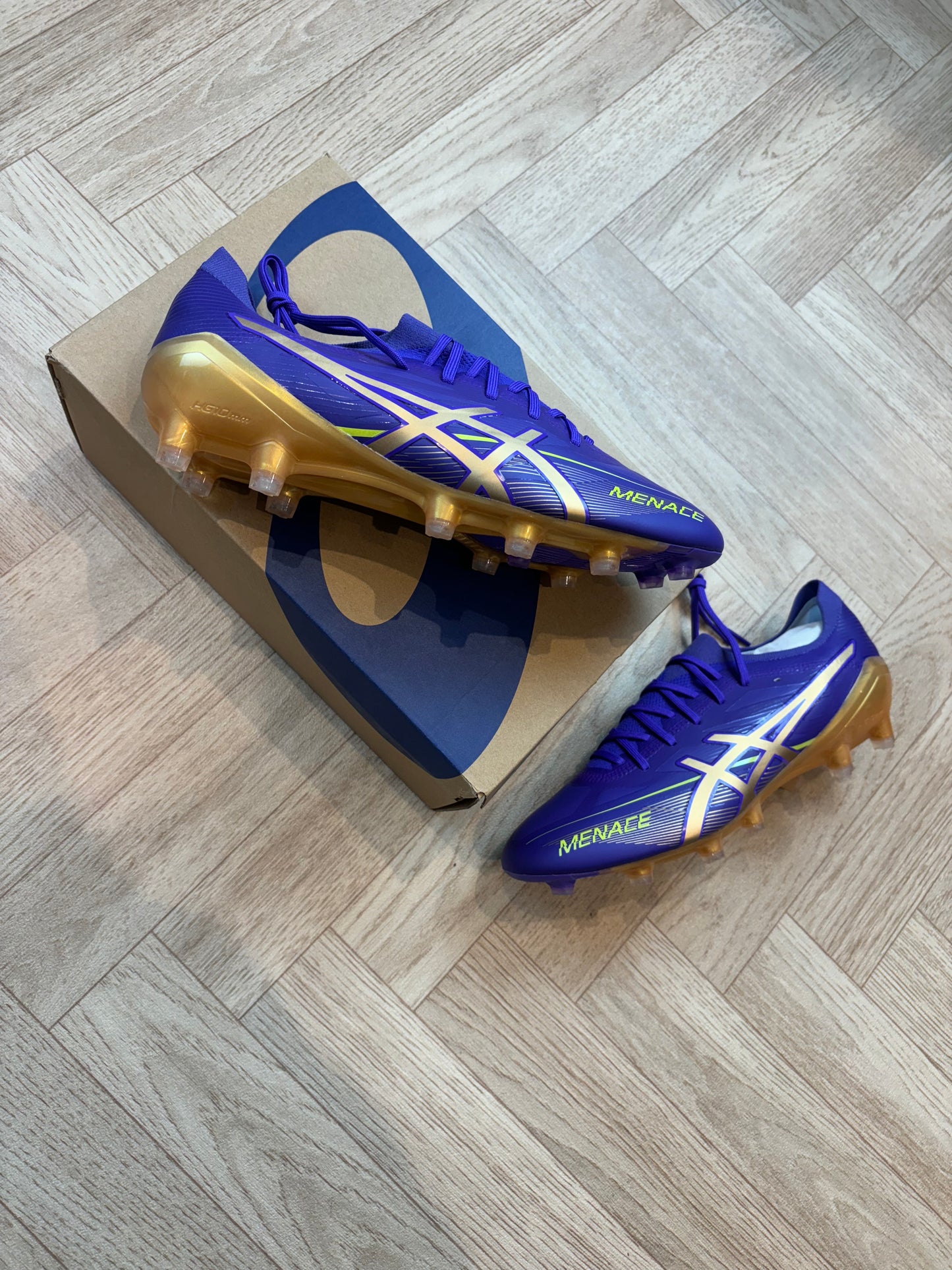ASICS Menace 5 - purple/gold